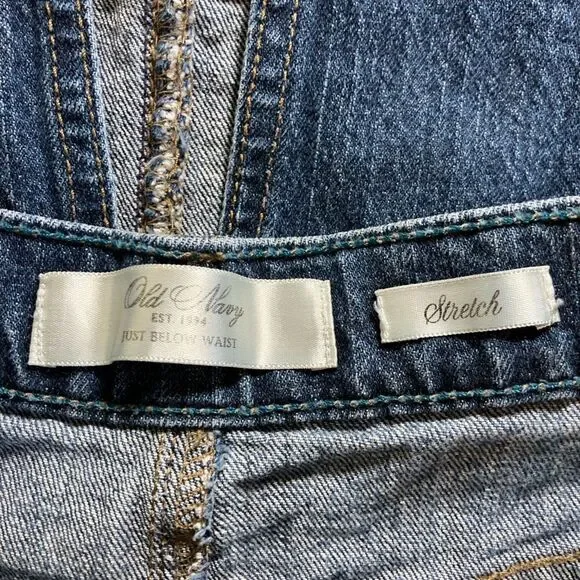 Old Navy jean mini skirt, just below waist stretch excellent condition, size 10 - Picture 3 of 4